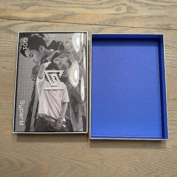 NEW SuperM The 1st Album 'Super One' [Unit B Version - LUCAS & BAEHKYUN & MARK] - Picture 15 of 15